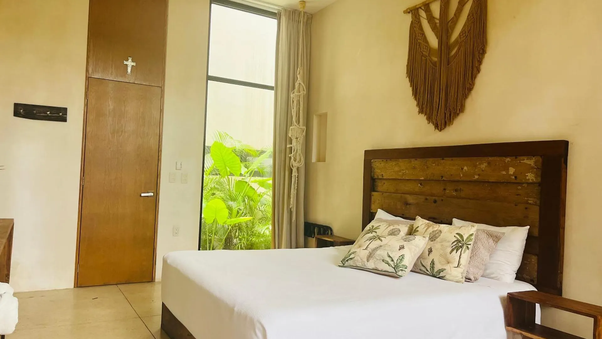 Luxe 3Br Stay - Private Terrace, Pool & Vibes Tulum Apartment
