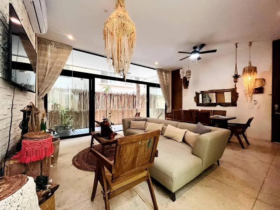 Luxe 3Br Stay - Private Terrace, Pool & Vibes Tulum 0*,